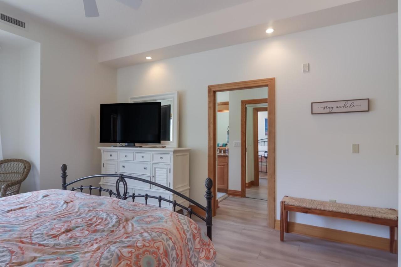 Sugar Beach Villa 1012 Luxury Waterfront Condo Traverse City Exterior foto